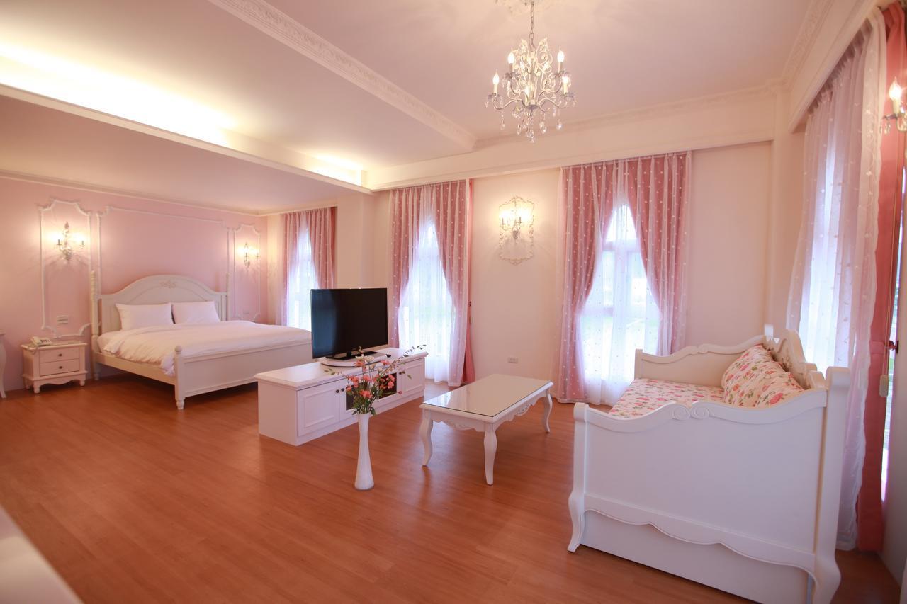 Sigma Castle Apartment Yilan Phòng bức ảnh