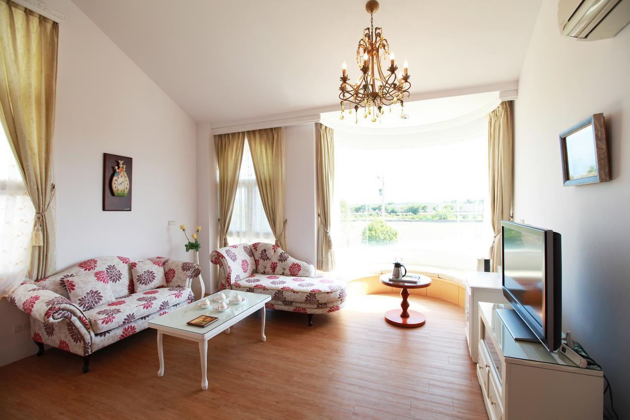 Sigma Castle Apartment Yilan Phòng bức ảnh